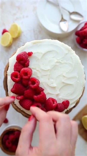 Lemon Raspberry Cake 🍋❤️ The layers are so tender (thanks to the reverse creaming method) & pair so