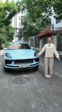 Replace Porsche Macan's cover with super glossy American decal - Classy from Kingwrap!