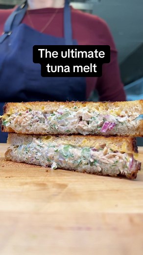 Ultimate Tuna Melt Recipe: Cheesy and Delicious