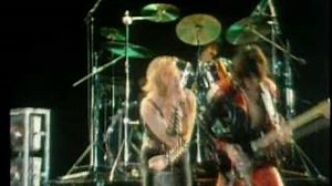 Judas Priest - Living After Midnight