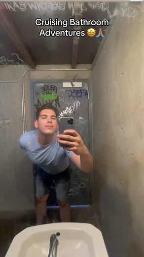 Bathrooms are like men… i wanna be in them all lol #gay #gays #gaycruising #cruisinggay #cruisingtok #cruisingtiktok #cruisingcontent #gayscruising #gloryhole #fratx