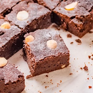 Easy Keto Brownies, No Flour Recipe - Delicious, Low-Carb and Gluten-Free
