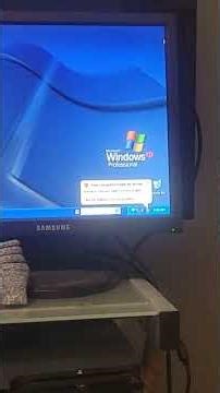 Microsoft windows xp part logon screen old days