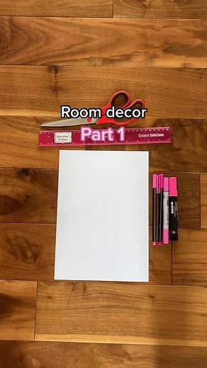DIY Room Decor Ideas with Pink Drawings and Decorations