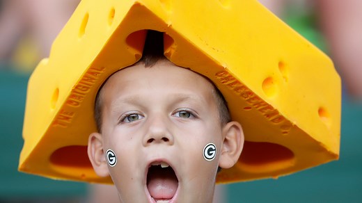 First Cheesehead made for Brewers game, but it became Packers icon, then Wisconsin's