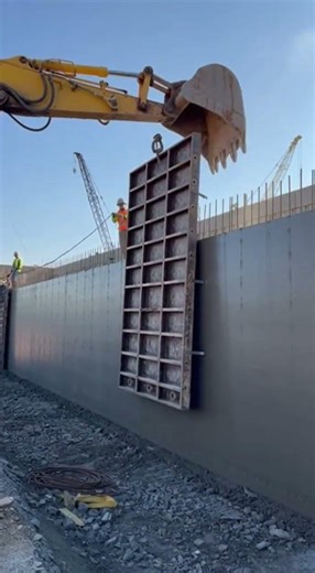 Retaining wall formwork removal! Watch the clean finish process #construction #DIY #build