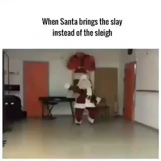 It’s that time of the year again #voguingmemes #voguefemme #voguing #legendary #santa