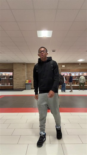 I won’t stop grooving🕺🏼#blowthisup #dancestolearn #viral #tiktokdanc ##balluptop