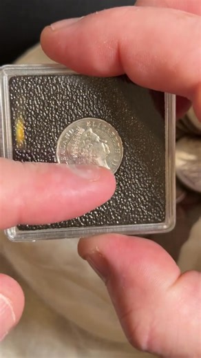 2 Unique Things About This Coin #unique #NZ #collecting #hobby #coins #relax #choice #5c #fyp | Coin collecting detecting