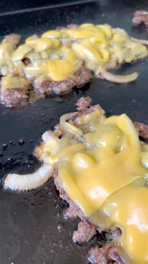 My favorite thing to make on the Griddle | Grillnation