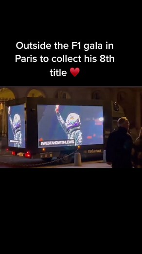 Love this hahaha #istandwithlewishamilton #fiagala #lewishamilton #abudhabigp