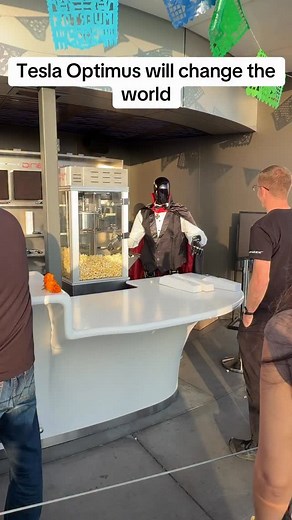 5.6K views · 761 reactions | Tesla Optimus robot will change the world #fyp #viral #tesla #teslarobot #elonmusk | Tesla Owners of Silicon Valley | Facebook