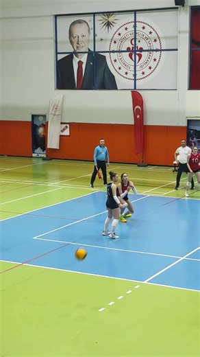MÜTHİŞ ACE & İLBANK VS PTT & YILDIZ KIZLAR SÜPER LİGİ