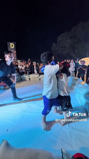 Pragos vs Eng Medan: Siap Menang di Arena!