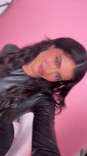 Kylie Jenner (@kyliejenner)’s videos with Don't Hate Me - Swing Set Version - Lola Young