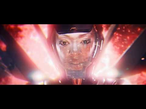 Star Trek: Discovery - Michael time travels through a wormhole