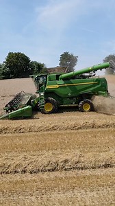 11K views · 106 reactions | Petite moissonneuse T6 de John Deere #moisson #harvest #johndeere #johndeerepower #agri #farm #tracteur John Deere | Matériel Agricole - Le magazine 100 % Machinisme | Facebook