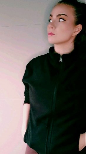 Who's in the Halloween Spirit? 👻🎃🦇 | Izzys Dizzy Spells