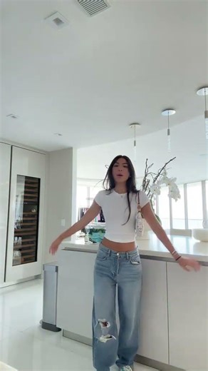 jeans linked in bio Revolve fyp OOTD fashion revolve #Shorts #sophianepola