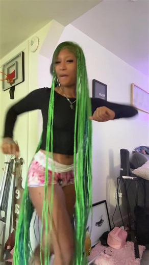 she loves welcome to derry #littlesister #welcometoderry #IT | derry