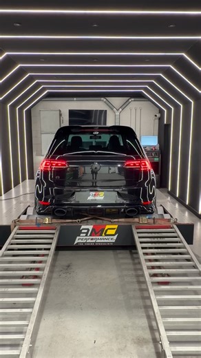 450K views · 35K reactions | GOLF R in for stage 3 﫡 Leaving with 520BHP 612NM #fastline530 . . . . #vwgolfR #sportscar #golfR #vagcars #volkswagen #gticlubsport #turbo #carsofinstagram #hothatch #vwgolf #instadaily #volkswagenperformance #gti #r #blacklist #automotive #modified #SonyA7iii #instacar #amazingcars247 #cargoals #vwbuddies #golfrmk75 #sunset #mk7 #golfgti #mk75 | AMC Performance | Facebook