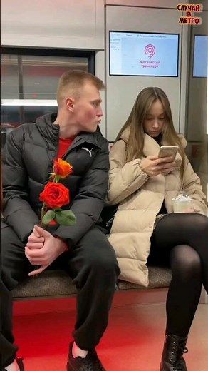 Kisses an unknown girl | Prank in the subway