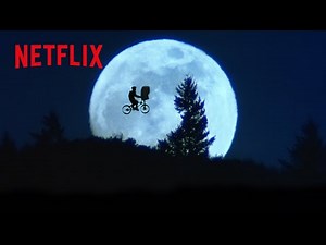 名シーン -自転車で夜空を翔るE.T.とエリオット🌕 | E.T. | Netflix Japan