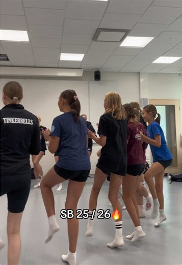 Joukkuekaverit🩷 #cheer #friends #youthlevel3 #cheerleading #team