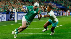 Ireland survives late scare from Springboks to pull off close 13-8 win