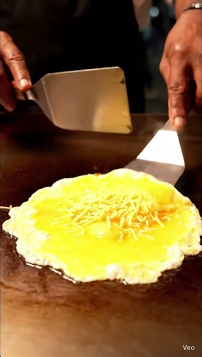 street style masala omlette #shortvideo #shortsfeed