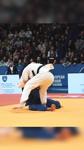 682K views · 6.5K reactions | 朗Momente se si ishe finalja në Prishtinë mes Akil Gjakova vs. Manuel Lombardo. Urojmë të jetë e tillë edhe lufta në Paris, e cila nis rreth orës 13:20. Forca AKIL EJU #GoldenEuropeans #KosovaJudo | Kosovo Olympic Committee | Facebook