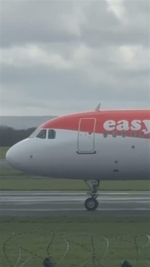Airbus A320 and NEO easyjet arrivals from ALC AGP and TFS.