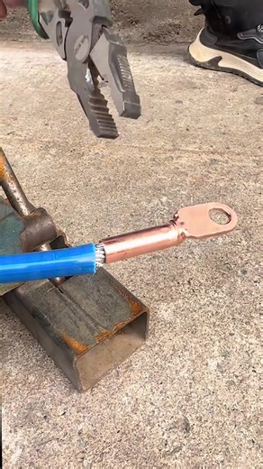 Master metalwork with these expert tools!#tikant #tips #handwork #machine #usefultools #metal #worker #factory #tools #worker #welding #metalworking #metalwork #craft #metalworktools #craftproject #tigertikant