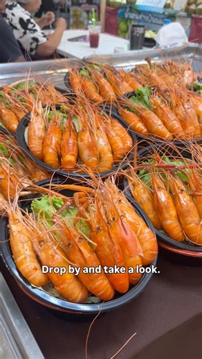 OTOP 2025 festival now running in Hua Hin until 13 November. Browse crafts, textiles, jewellery, handmade products and easy Thai food from across Thailand, all inside a large air-conditioned tent behind Bluport, off Soi 102. Free entry. Open daily 10.00–21.00. Don't miss it! #หัวหิน #huahin | Hua Hin Today