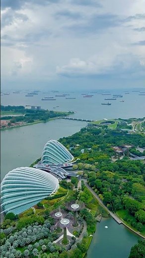 【🇸🇬】シンガポール、マリーナベイサンズの屋上から見る、マラッカ海峡