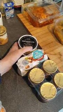 I caved at Grand Frais… I was SO hungry 😭🛒