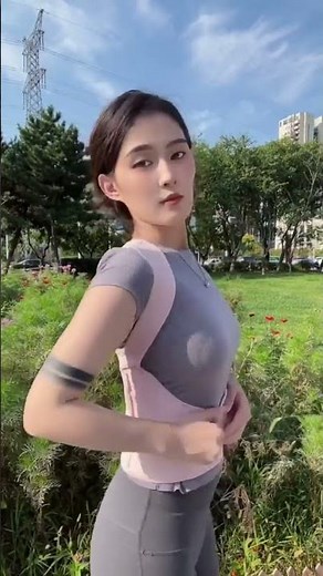 #เครื่องแก้ไขท่านั่งใช้สำหรับแก้ไขกระดูกสันหลังและปรับปรุงหลังค่อมอย่างมืออาชีพ เปิดไหล่และหลังตรง