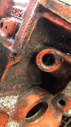 3.3M views · 10K reactions | Here's a tip for anyone who doesn't already know!  #engine #engines #machining #machineshop #enginemachining #enginemachineshop #repair #rebuild #enginerepair #enginerebuild #automotive #automotiverepair #automotivemachining #lifehacks #hacks #tipsandtricks #business #smallbusiness #coloradobusiness #familybusiness #work #workhard #hustle #jamsionline #satisfying #oddlysatisfying | JAMSI Online | Facebook