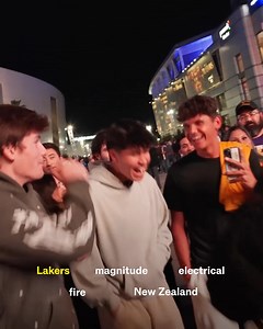 40 reactions | LOS ANGELES! I'll be performing at the Hollywood...