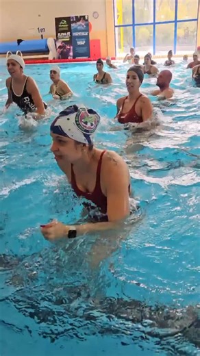 💥 Apresentamos o AQUACOMBAT, o novo programa aquático exclusivo da Aqua Innovation — criado para profissionais que procuram dinamizar as suas aulas com um treino funcional, ritmado e adaptado ao meio aquático. 💪 Movimentos de combate adaptados ao meio aquático, música que te empurra para a frente e uma energia contagiante que faz cada participante sentir que está a superar os seus limites. 💦 🔛 No AQUACOMBAT não se trata apenas de mexer… trata-se de sentir. Desenvolvido para profissionais que