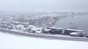 63K views · 2.1K reactions | A #Wanaka winter wonderland...again!!!! Just in time for Snow Farm NZ to open Saturday & Treble Cone Ski Area next week! More snow for the next 4 days - bring it on :-) #skiwanaka #lovewanaka | Wānaka | Facebook