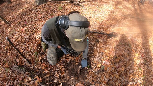 22K views · 437 reactions | Unexpected Discovery made while Metal Detecting Abandoned House! #metaldetecting #treasure #treasurehunting | Nugget Noggin | Facebook