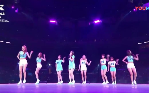 MOMOLAND《BAAM》《Bboom Bboom》@ KCON 2018 IN LA 180811