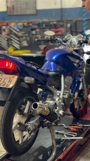 CBX Twister 520cc