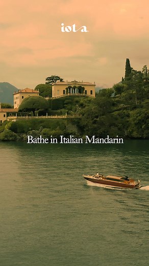 It’s back. 7,000 on the waitlist for the 5x sold out Brightening Body Wash. Save 25% when you subscribe. “Incredible. It’s like I’m in a Mediterranean forest surrounded by trees and magical citrus fruit.” – Stephanie H., Verified Buyer ✨Naturally scented with Italian Mandarin Rind Moroccan Cedar Atlas ✨ Cleanses with a gentle lather & rinses clean, without residue ✨ Boosts glow with multivitamins, adaptogens, nootropics & prebiotics ✨ Leaves skin feeling nourished & hydrated ✨Hyperclean™ formula