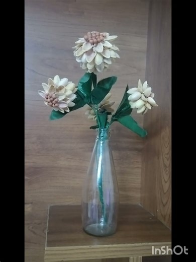 making beautiful flowers using pista shells#handmade #craft