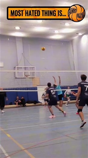 UNLUCKY HEAD BLOCK OUT IN AMATEUR VOLLEYBALL MATCH