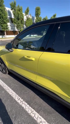 91K views · 4.5K reactions | This Volvo EX30 is very smart about its storage cubbies 邏 . . . #cartech #volvo #ex30 | Pushing Pistons | Facebook