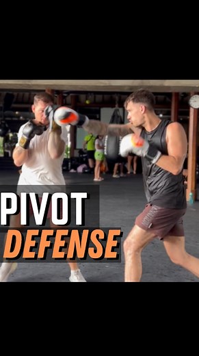 Small footwork adjustments when defending with the pivot. 👊🏻 Small details and angles matter 🧠💭 . . . #boxingclass #boxingfootwork #boxingdefense #boxingtraining #boxinghype #boxingworkout #boxingclub #boxingcoach #boxingdrills #boxingfitness | Day One Martial Arts