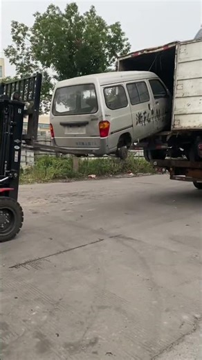 Forklift Operation Techniques